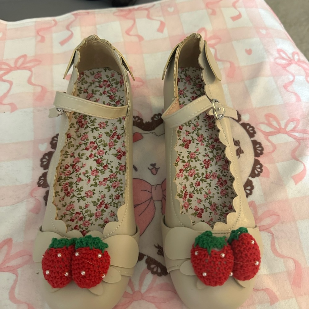 Never Been Worn! 2” Cream Pumps with Strawberry and Pearl Accent- Heart Buckles